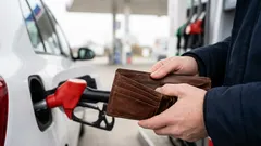 Polttoaine on liian kallista – näiden vinkkien avulla voit vähentää polttoaineenkulutusta