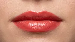 Niille, jotka eivät halua huulimeikin vanhentavan kasvojaan: 3 pientä muutosta, jotka muuttavat kaiken