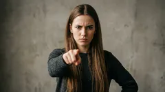 10 asiaa, joita miehet pitävät epämiellyttävinä jopa ylellisissä naisissa