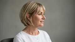 Miksi hiukset näyttävät täydellisiltä heti värjäyksen jälkeen – ja sitten taas ”vaurioituneilta”